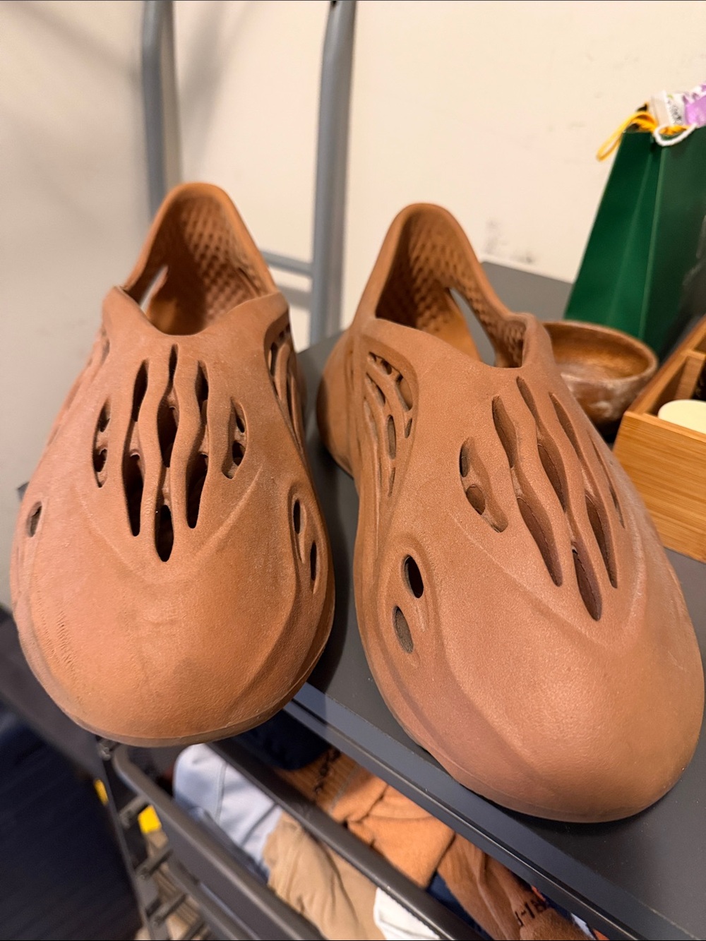 Yeezy Mens Foam Slide Clog in Clay Brown
